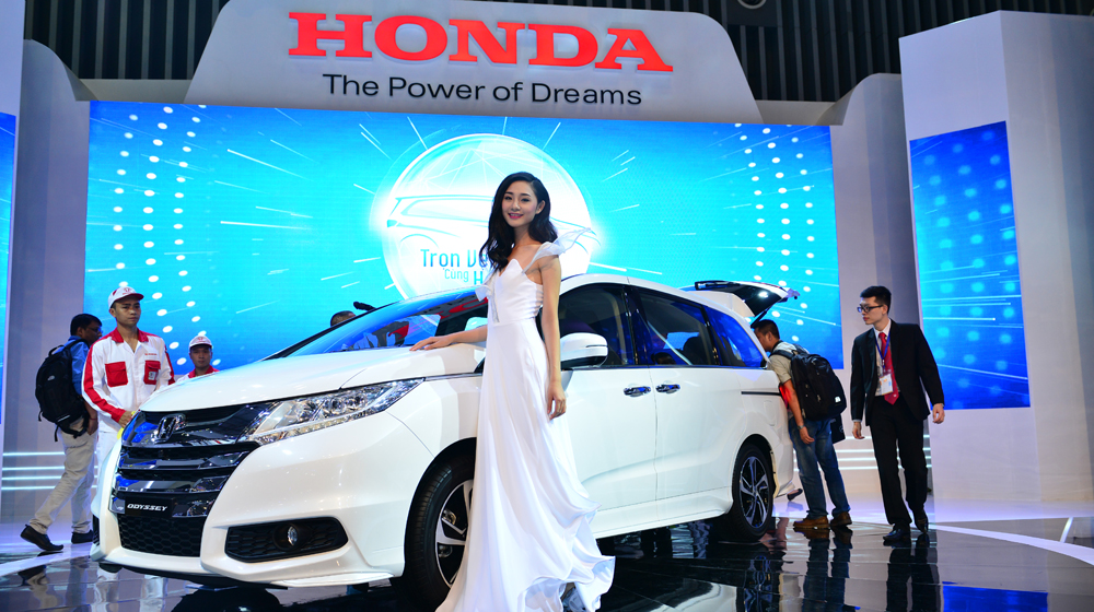 Honda Odyssey chốt giá gần 2 tỷ tại Việt Nam