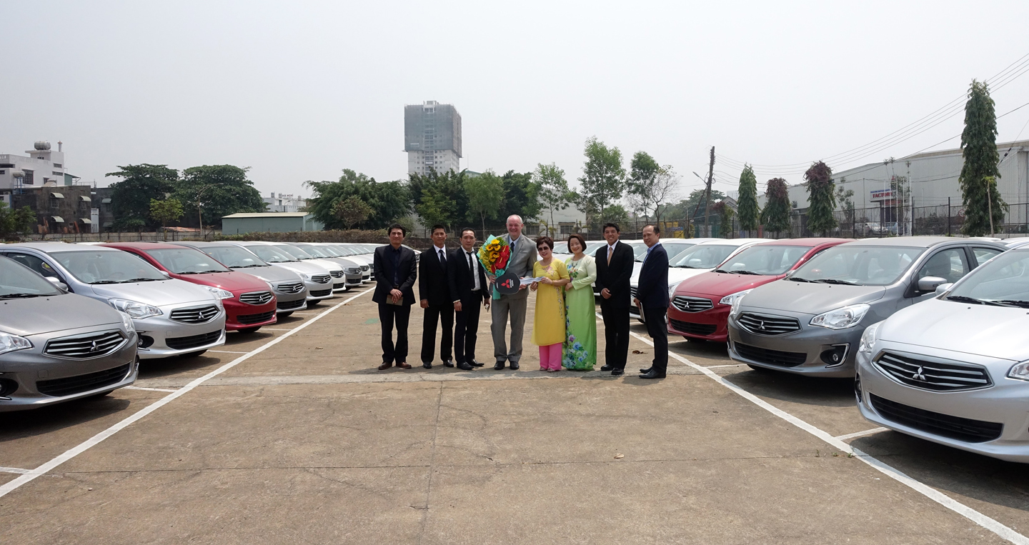 Mitsubishi Việt Nam bàn giao 200 xe Attrage cho khách hàng