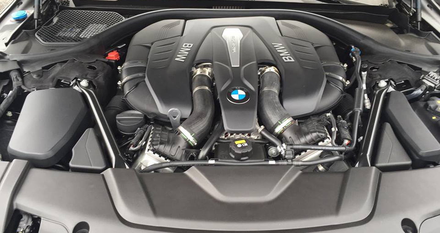 BMW%20750Li%202016%20(14).JPG