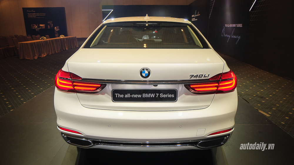 BMW_7-Series (4).jpg