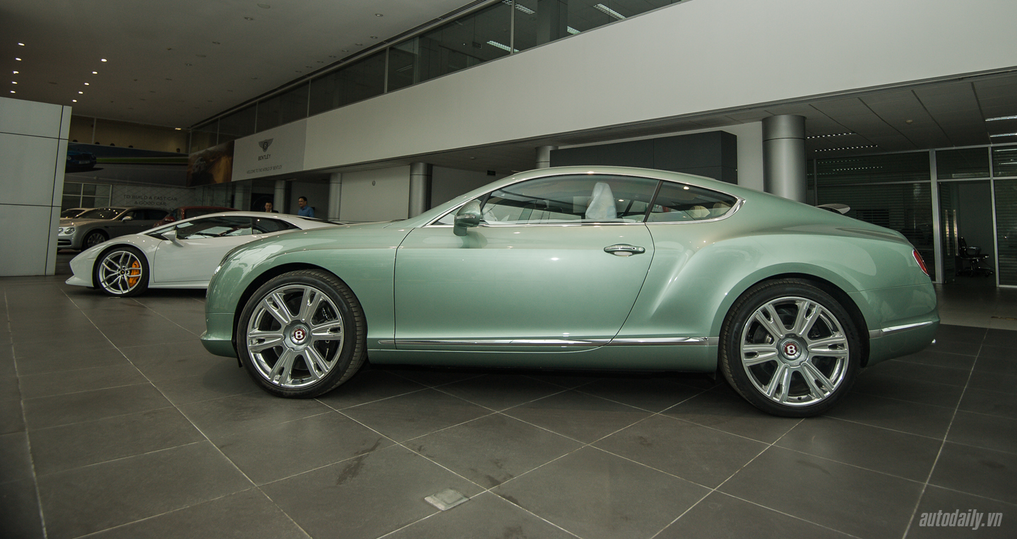 bentley%20Continental%20GT%20V8%20(6).jpg