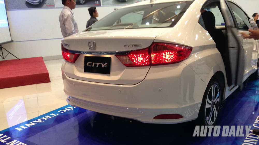 Honda-City-2014-ve Viet Nam (5).JPG