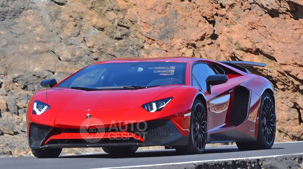 Ảnh thực tế Lamborghini Aventador Super Veloce sắp ra mắt