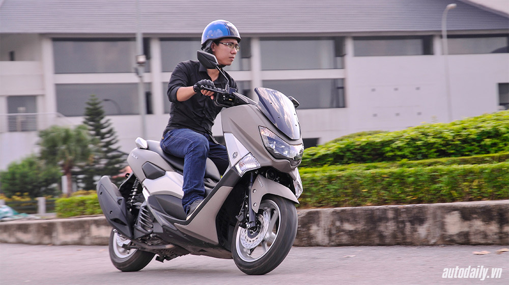 Đánh giá Yamaha NMX Scooter cho đàn ông đích thực