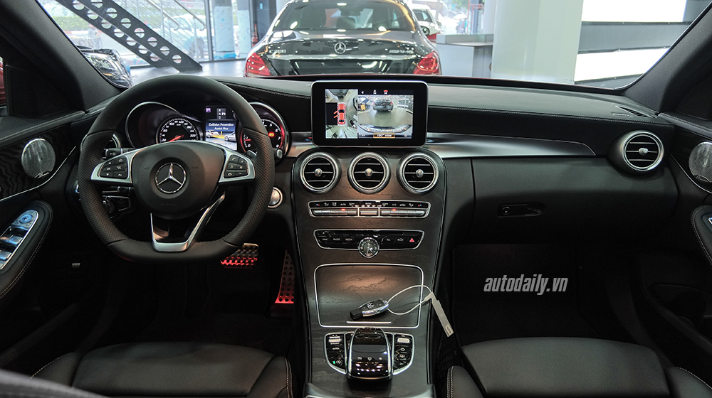 2015 Mercedes Benz C-Class C300 Luxury Sedan 4-Door Interior Detail |  Kimballstock